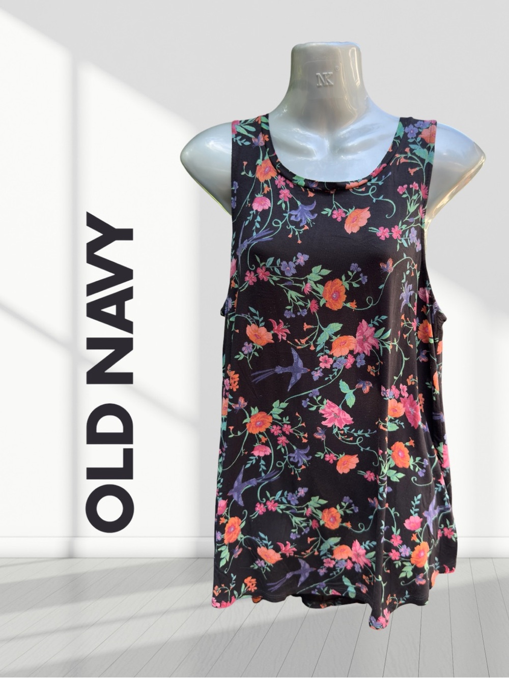3👚/ 25$ -Old Navy Luxe Floral Tank Top Sleeveless Black Multicolor | Size M